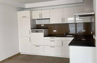 Wohnung mieten in Buttlarstraße 26, 36039 Fulda, Helle, geräumige 3 Zimmer Wohnung mit schöner Küche und großem Balkon