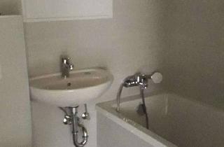 Wohnung mieten in Stauffenbergstraße 10, 06406 Bernburg, 2-Raum-Wohnung mit Südbalkon im 4. Geschoss zu vermieten