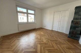 Wohnung mieten in 96465 Neustadt, Erstbezug nach Sanierung! Große 4-Zimmerwohnung mit Dachterrasse in Neustadt!