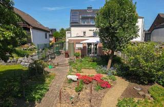 Doppelhaushälfte kaufen in 41472 Neuss, Teilsanierte Doppelhaushälfte mit Einliegerwohnung