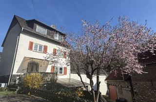 Haus kaufen in Holzweg, 65388 Schlangenbad, Liebhaber gesucht! Gemütliches Fachwerkhaus und große Scheune in Schlangenbad/OT