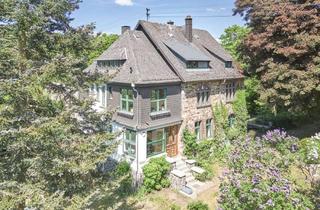 Haus kaufen in 56235 Hundsdorf, Exklusives Anwesen mit parkähnlichem Garten in Randlage von Hundsdorf bei Koblenz