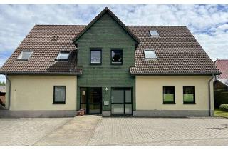 Haus kaufen in Am Grünen Tor, 17089 Burow, Attraktives Wohn- und Geschäftshaus mit vielseitigen Nutzungsmöglichkeiten in Burow