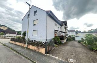 Haus kaufen in 66849 Landstuhl, Landstuhl - Nähe Grundschule In der Au, MFH mit 3 Wohneinheiten, Stellplatz, Balkon, PV-Anlage