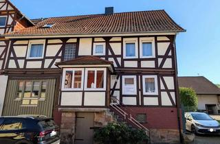 Haus kaufen in 34286 Spangenberg, Spangenberg-Mörshausen:: Geräumiges Wohnhaus mit großem Garten-3 Garagen und Lager