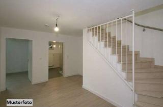 Einfamilienhaus kaufen in Blumenstraße XXX, 89347 Bubesheim, Einfamilienhaus nebst Garage - provisionsfrei