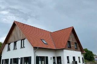 Haus mieten in Zum Schloss 8b, 19230 Warlitz, Idyllisches Wohnen inmitten der Natur – Charmante Doppelhaushälfte mit Wohlfühlfaktor