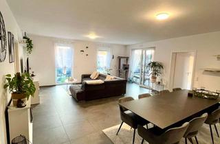 Wohnung mieten in Saargemünder Straße 216, 66129 Saarbrücken, Exklusive 3,5-Zimmer-Wohnung mit luxuriöser Innenausstattung mit Balkon und EBK in Saarbrücken