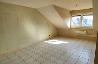 Wohnung mieten in Grevenbroicher Str 49, 50126 Bergheim, 2-Zimmer-DG-Wohnung in Bergheim