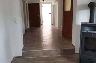 Wohnung mieten in 74909 Meckesheim, Ansprechende 3-Zimmer-Erdgeschosswohnung mit Terrasse und Einbauküche in Meckesheim Mönchzell