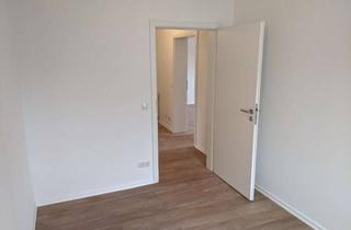 Wohnung mieten in 57462 Olpe, Stadtmitte Olpe: moderne 2,5-Zimmer-Wohnung mit EBK + Stellplatz + Terrasse