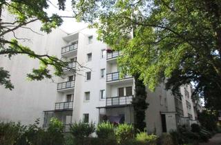 Wohnung mieten in Kastanienallee 123, 12627 Hellersdorf, Frisch gestrichen - Apartment mit Balkon und Wannenbad für max. 2 Personen!