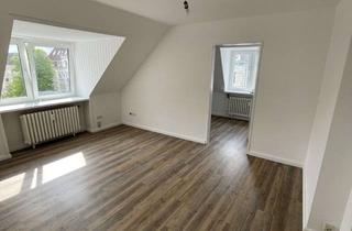 Wohnung mieten in Düppelstraße 66, 24105 Blücherplatz, Stilvolle 3-Zimmer-Dachgeschosswohnung in Kiel