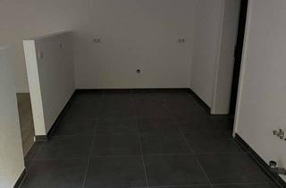Wohnung mieten in 51645 Gummersbach, Neu Sanierte 2-Zimmer-Wohnung mit Terasse in Gummersbach Dieringhausen