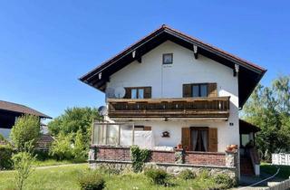 Haus kaufen in 83677 Reichersbeuern, Älteres Zweifamilienhaus mit Wohnrecht zu verkaufen, Obj.-Nr. T/0564