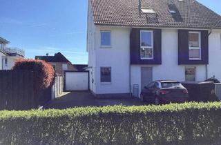 Wohnung kaufen in 47445 Moers, Moers - Terrassenwhng. Moers-Utfort, 2010, 4 Zi, SW-Lage, EBK, Garage, Stellplätze, Garten, ua., 12 DHH