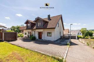 Doppelhaushälfte kaufen in 73061 Ebersbach, Ebersbach an der Fils - ** Auf die Lage kommt es an: Familienfreundliche Doppel-HH mit ELW, Balkon und 3 Parkplätzen **