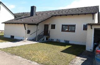 Einfamilienhaus kaufen in 91757 Treuchtlingen, Treuchtlingen - Freistehendes Einfamilienhaus mit Ausbaupotential