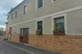 Haus kaufen in 91486 Uehlfeld, Uehlfeld - Charmantes Sandsteinhaus im Aischgrund - Vielseitig nutzbar