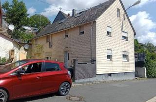 Einfamilienhaus kaufen in 56761 Düngenheim, Düngenheim - Preiswertes Einfamilienhaus mit großzügigem Hof Garage Carport