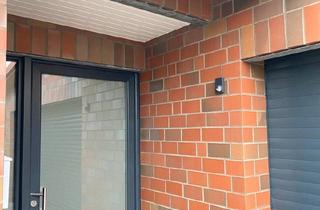 Haus kaufen in 31749 Auetal, Auetal - Wohnhaus im Auetal mit großem Grundstück und Garagen 477.283 ?