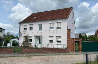 Haus kaufen in 39359 Calvörde, Calvörde - Resthof mit Wohnhaus und Nebengebäude