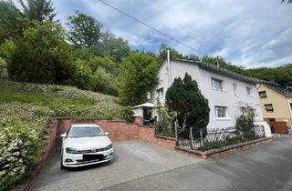 Haus kaufen in 65326 Aarbergen, Aarbergen - Zweifamilienhaus mit großem Garten und Südausrichtung