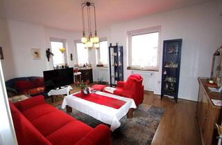 Wohnung kaufen in 40239 Düsseltal, Eleganz und Charme: Schöne Altbauwohnung mit Balkon im Zooviertel
