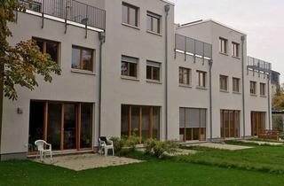 Wohnung kaufen in Stienitzseestrasse, 12587 Friedrichshagen, IHR TOWNHAUS MIT GARTEN INKL. DACHTERRASSE NAHE AM SEE