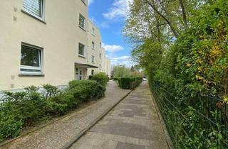 Wohnung kaufen in 63150 Heusenstamm, Stilvolle, modernisierte 3-Zimmer-Wohnung mit Balkon und Einbauküche in Heusenstamm