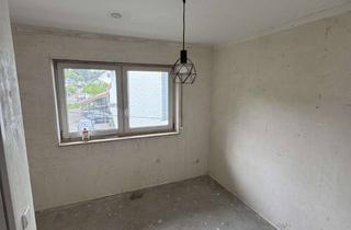Wohnung mieten in 53773 Hennef, Freundliche 3-Zimmer-Erdgeschosswohnung mit Balkon in Hennef