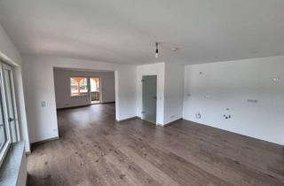 Wohnung mieten in Zehnthausweg, 56814 Bruttig-Fankel, Erstbezug nach Sanierung mit Balkon: Ansprechende 3,5-Zimmer-Wohnung mit geh. Innenausstattung