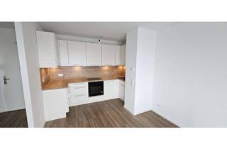 Wohnung mieten in Theodor-Fontane-Allee, 12529 Schönefeld, Erstbezug mit Balkon und EBK: Exklusive 2-Raum-Wohnung mit gehobener Innenausstattung in Schönefeld