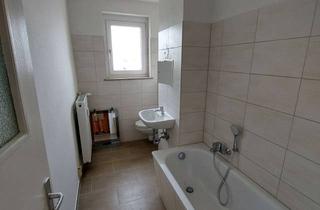 Wohnung mieten in Röntgenweg, 06667 Weißenfels, Mit Wohnberechtigungsschein-sanierte Wohnung im Röntgenweg***
