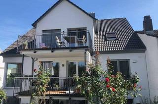 Wohnung mieten in 63762 Großostheim, Schöne 4-Zimmer-Wohnung mit gehobener Innenausstattung und Balkon zentral in Großostheim