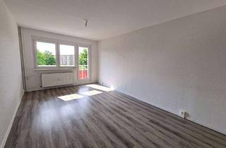 Wohnung mieten in Fröbelstraße, 17309 Pasewalk, Helle Oase im 1. Obergeschoss – Familienwohnung mit viel Tageslicht