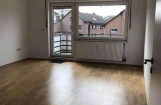 Wohnung mieten in Schillerstraße 110, 45768 Marl, 77qm neu renoviert Zweiter Stock ruhiges gepflegtes Haus