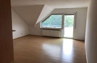 Wohnung mieten in Speyerer Str. 50/1, 74078 Frankenbach, Gepflegte 2-Raum-Dachgeschosswohnung mit Balkon und Einbauküche in Heilbronn