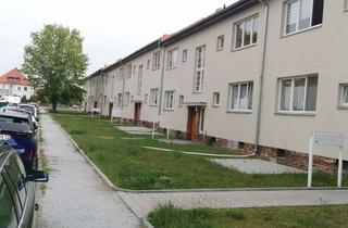 Wohnung mieten in Lessingstraße 10, 01968 Senftenberg, Ideal für Familien und Paare - 4-Raum-Wohnung mit Balkon