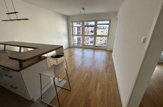 Wohnung mieten in Pettenkoferstraße 4E, 10247 Friedrichshain, Moderne 2-Zimmer-Wohnung mit Einbauküche, Fußbodenheizung & Aufzug