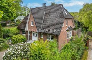 Villa kaufen in 22927 Großhansdorf, Großzügige Villa im Friesenhausstil im Herzen der Waldgemeinde Großhansdorf