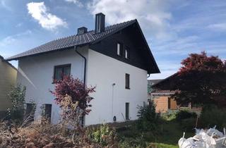 Haus kaufen in 94579 Zenting, Charmantes Eigenheim mit Garten und Dachgeschoss-Potenzial – Ihr Rückzugsort im Grünen!