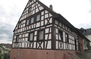 Haus kaufen in 76316 Malsch, FACHWERKAUS SUCHT LIEBHABER, WELCHER ES GERNE SELBST MODERNISIEREN BZW. SANIEREN MÖCHTE…