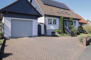 Haus kaufen in 36355 Grebenhain, Naturnah wohnen, flexibel nutzen: Großzügiges EFH mit Gartenidylle und Potenzial in Grebenhain