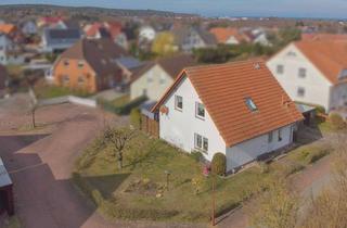 Haus kaufen in 17424 Heringsdorf, Gepflegtes 4-Zi.-Zuhause mit Garten, 2 Carportstellplätzen und 2 Freistellplätzen - Erbbaurecht