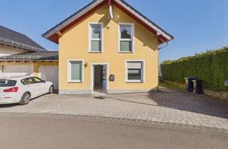 Doppelhaushälfte kaufen in 54568 Gerolstein, Ihr neues Zuhause – freistehendes Familiennest, rechtes Haus verfügbar