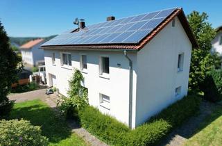 Einfamilienhaus kaufen in 37688 Beverungen, Massives Einfamilienhaus mit großem Garten und PV-Anlage in Beverungen-Würgassen