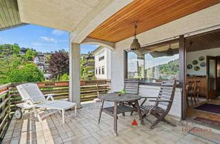 Haus kaufen in 69259 Wilhelmsfeld, EIGENNUTZUNG ODER KAPITALANLAGE - Flexibel nutzbares Dreifamilienhaus mit freistehender Hauptwohnung