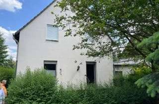 Einfamilienhaus kaufen in 13403 Reinickendorf, LINDEN IMMOBILIEN - massives, voll unterkellertes Einfamilienhaus in beliebter Tegeler Ortslage