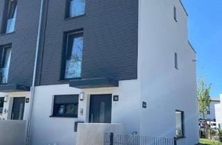 Haus mieten in Hans-Schmid-Strasse 12, 87600 Oberbeuren, Schönes und neuwertiges 4,5-Zimmer-Reihenendhaus mit geh. Innenausstattung und EBK